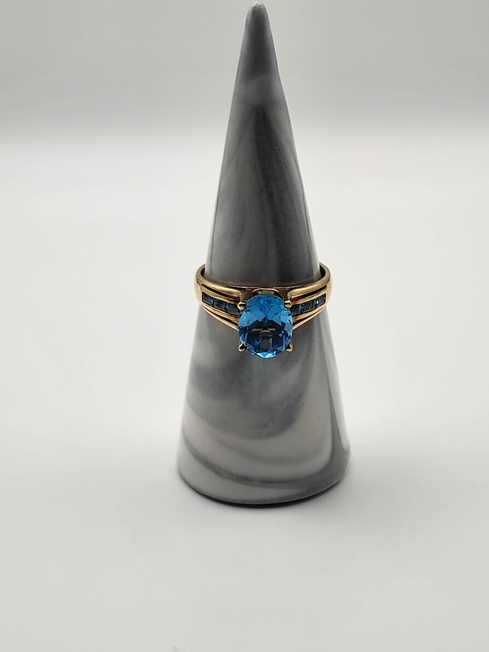 9K Yellow Gold Swiss Blue Topaz Oval Gemstone Ring Size 9 KN Kiran Jewels